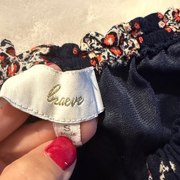 Evereve Braeve Navy Medallion Print Romper size small - Picture 5 of 6